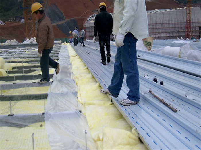 新民安吉县体育馆网架